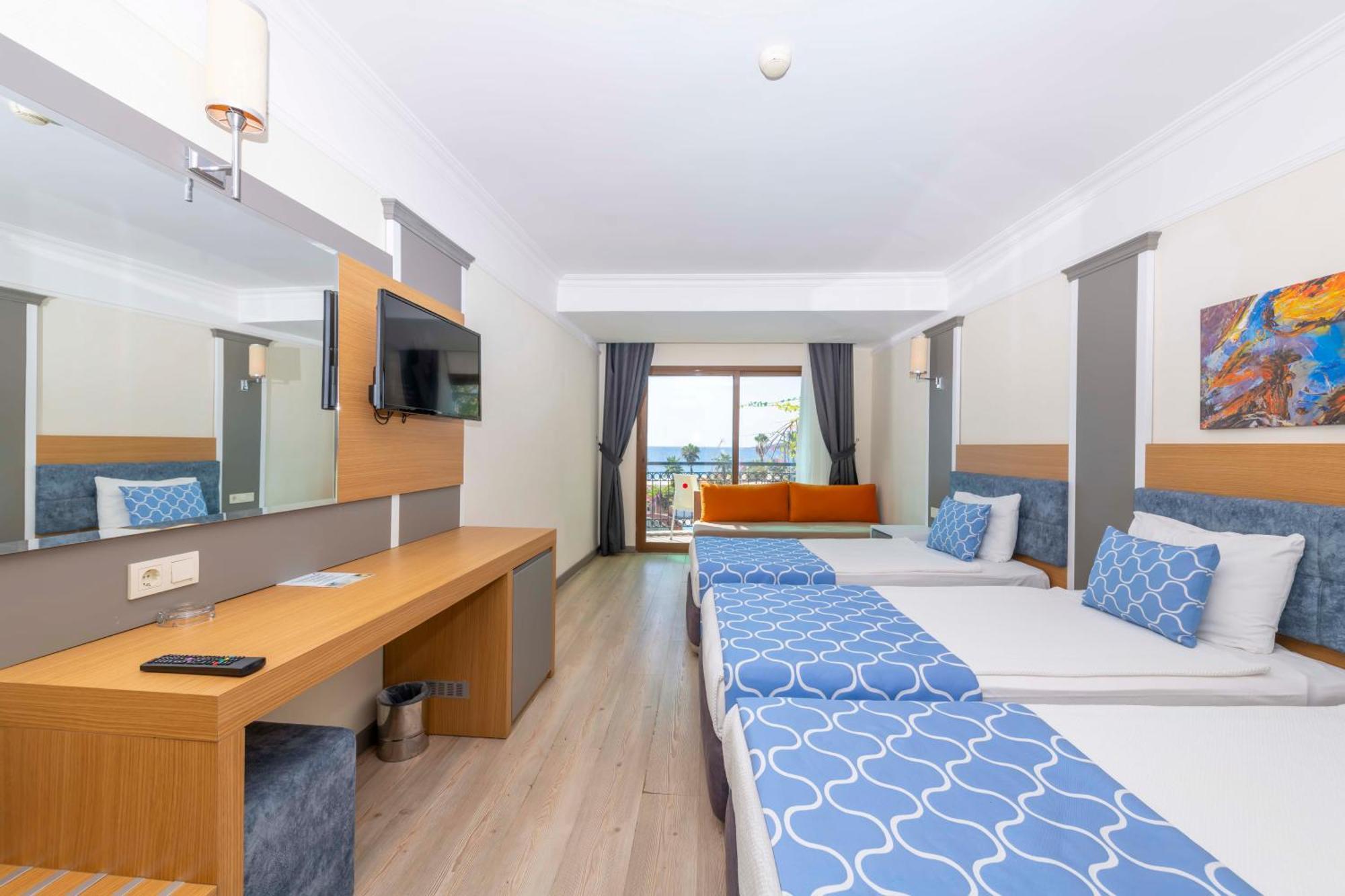 Standard Single Room Sea View