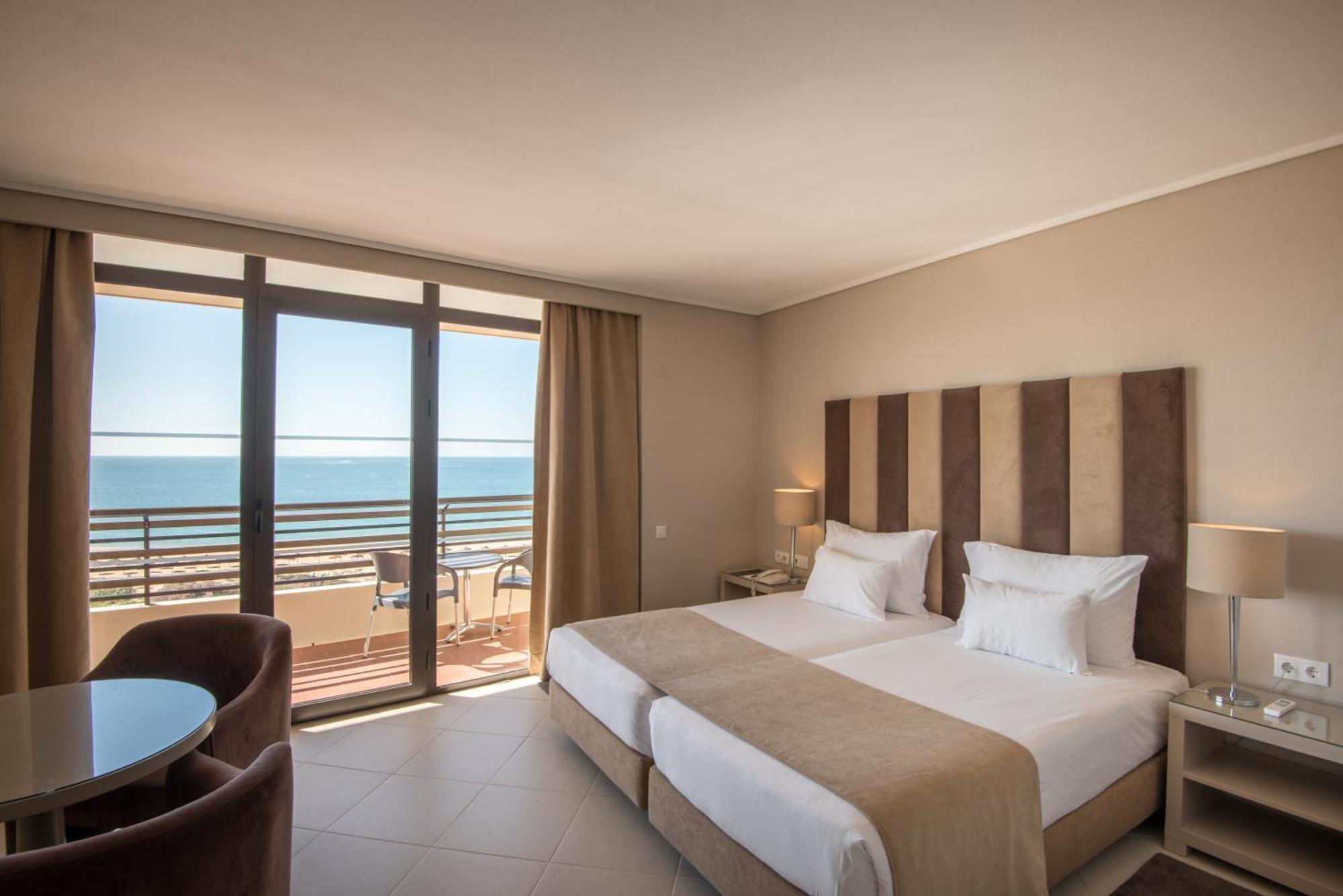 Chambre Lits Jumeaux Supérieure - Vue sur Mer