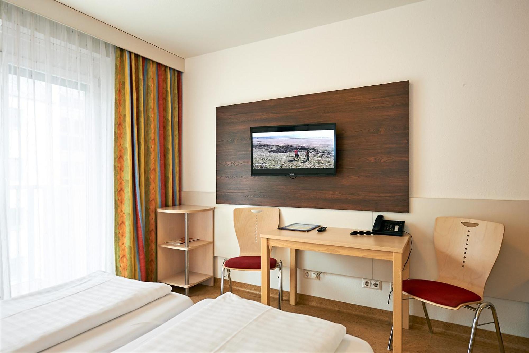 Deluxe Double Room Courtyard View