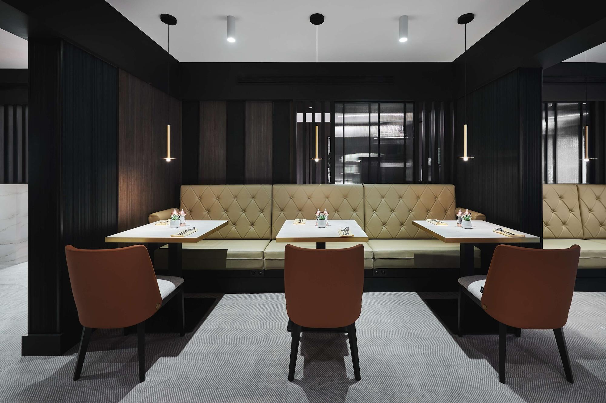 Executive Room Lounge Acces