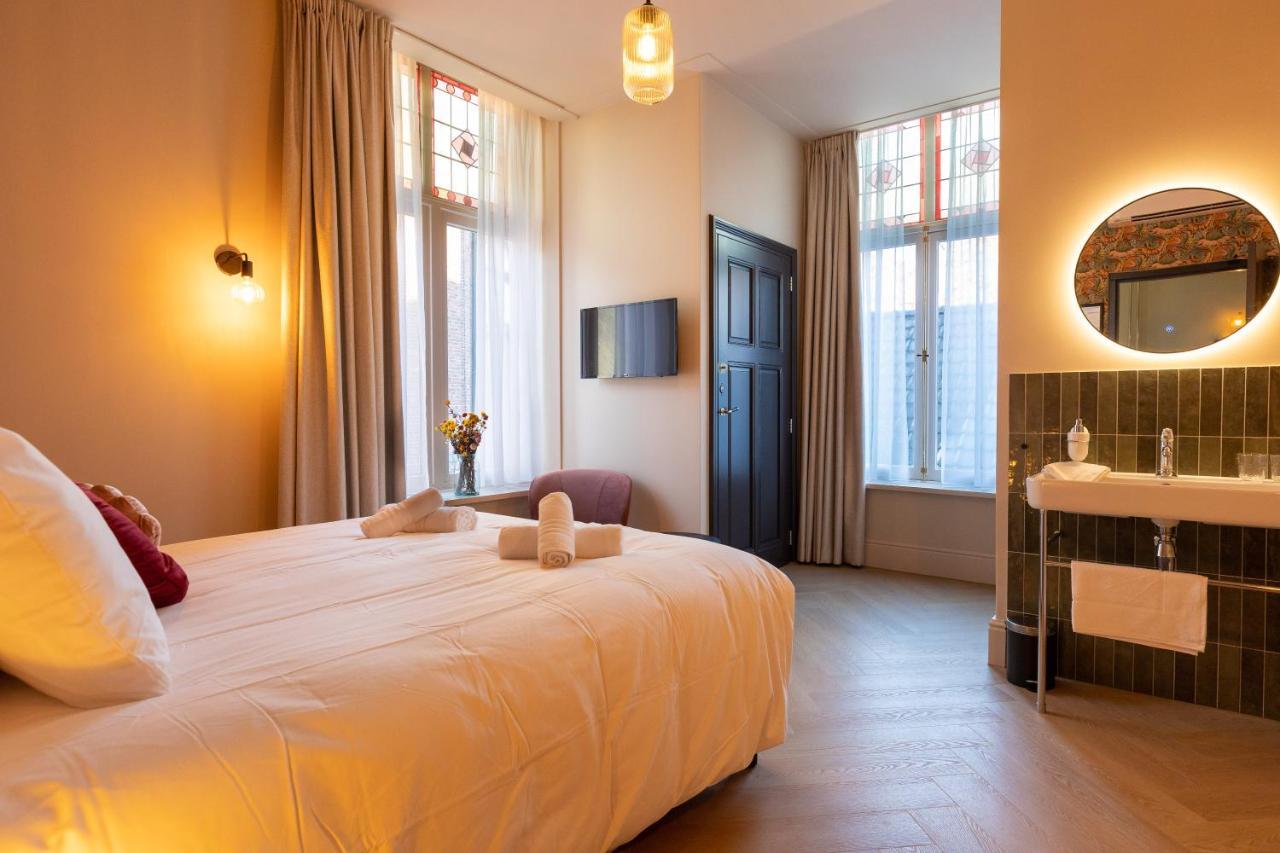 Small Double or Twin Room