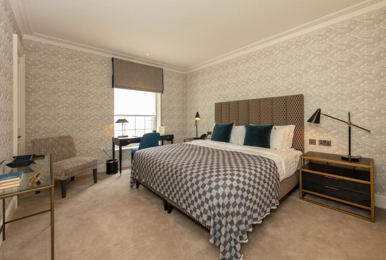 Deluxe Double Room Bath