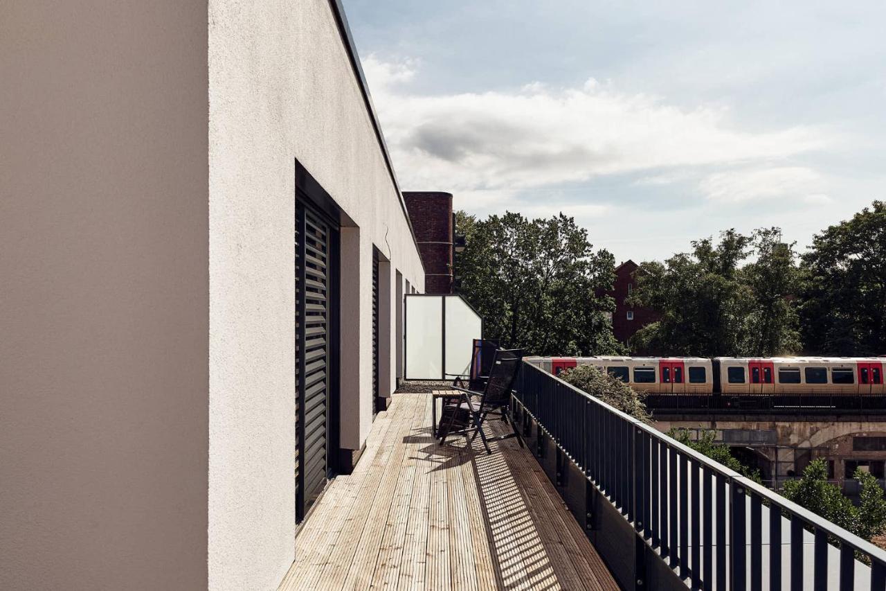 Studio Terrace