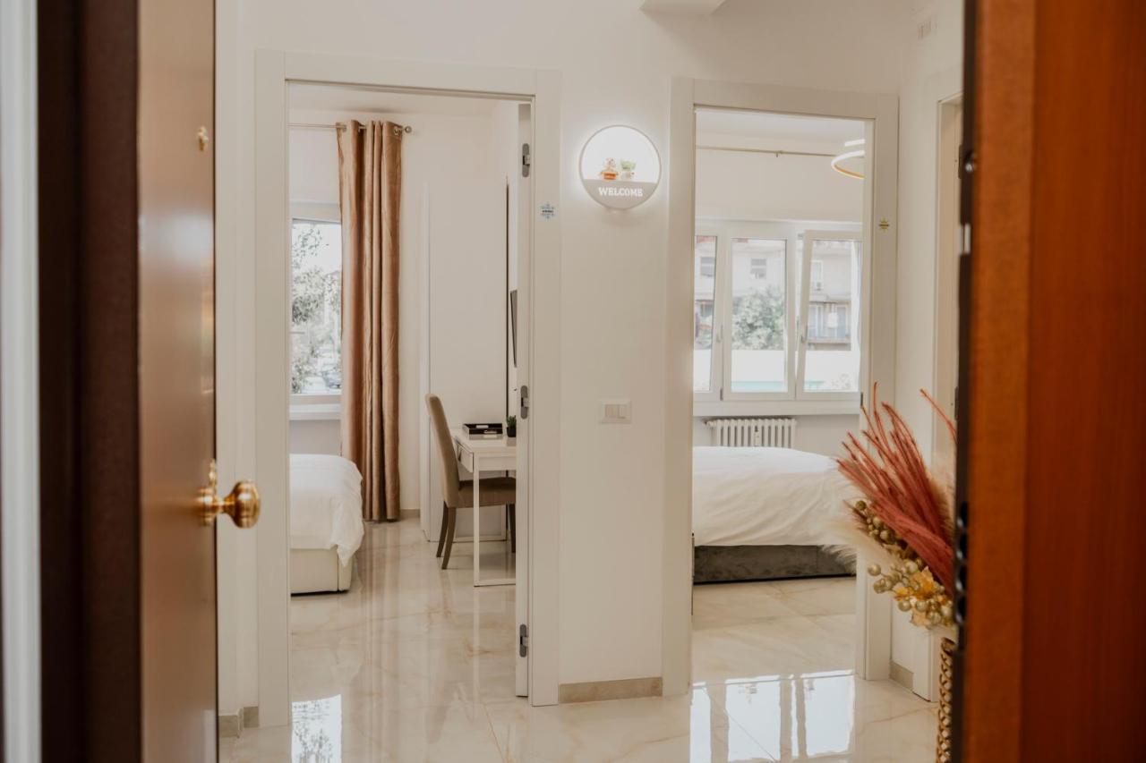 Double Room Private External Bathroom