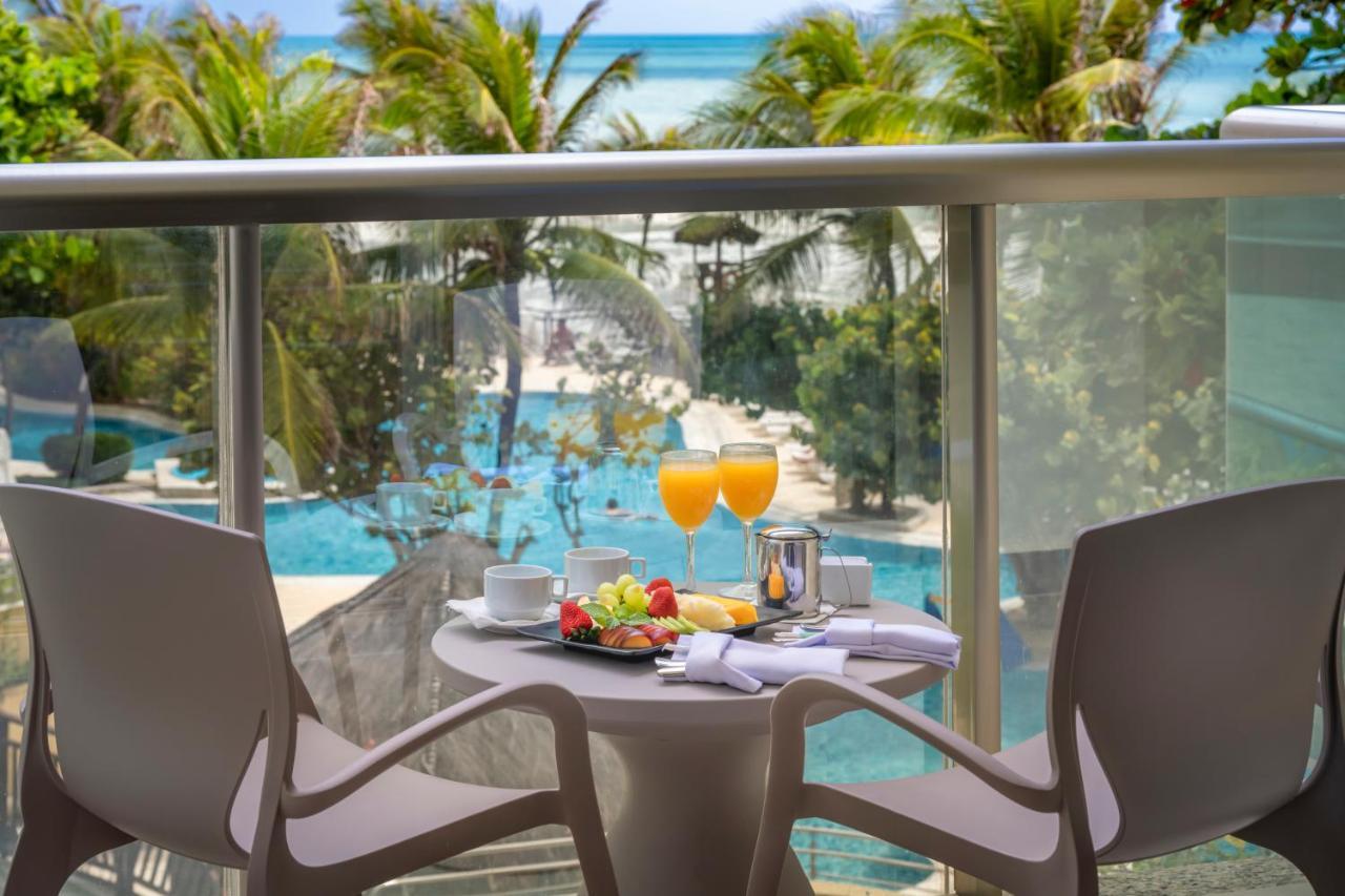 Apartamento Família Prime com Vista Frontal do Mar