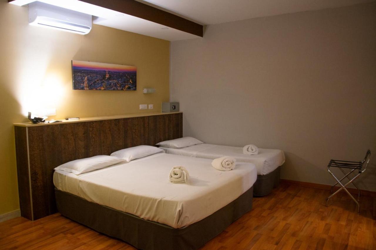 Classic Triple Room