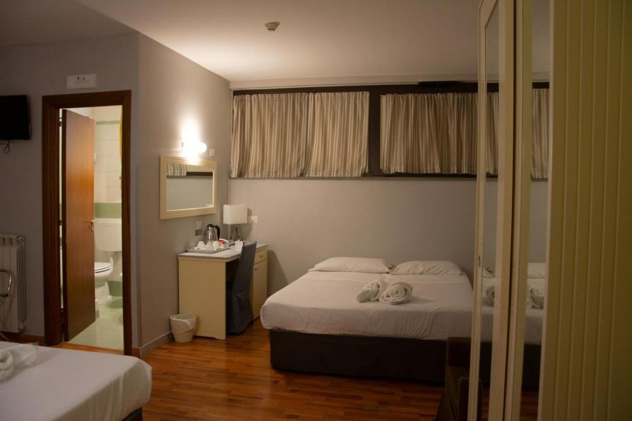 Economy Quadruple Room