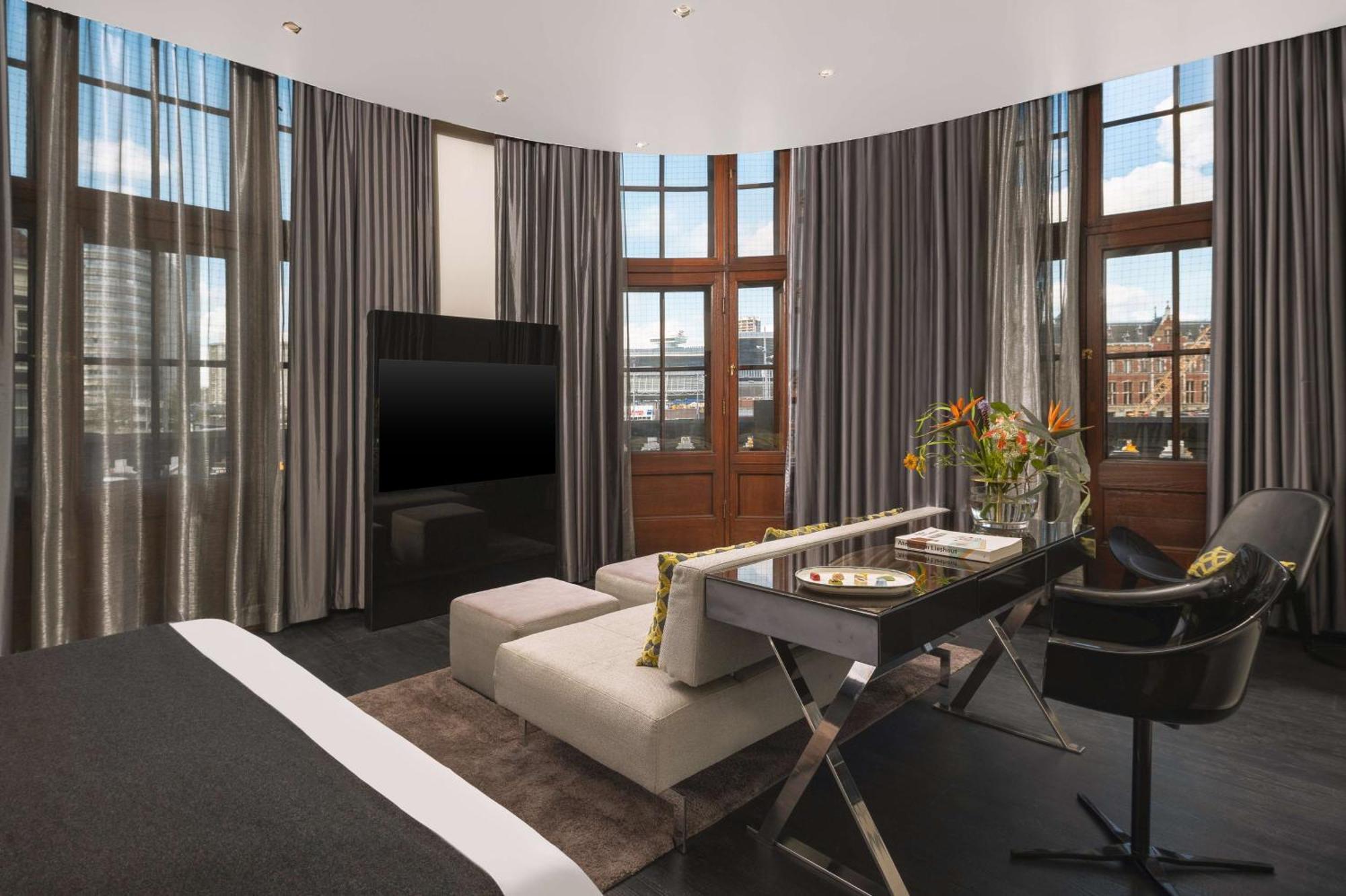 Art Junior Suite Canal View