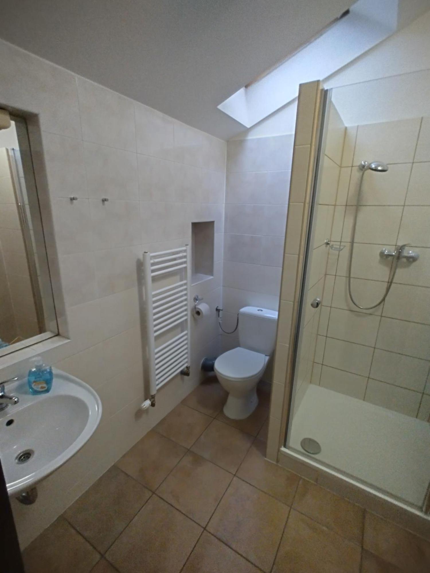 Triple Room Private External Bathroom