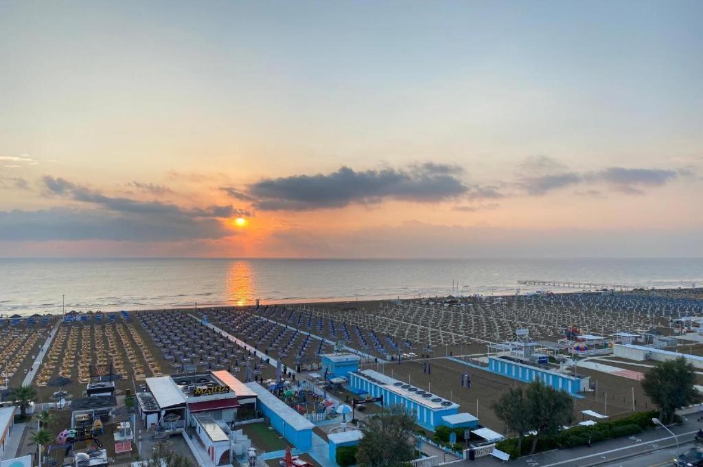 Double Room Balcony Side Sea View