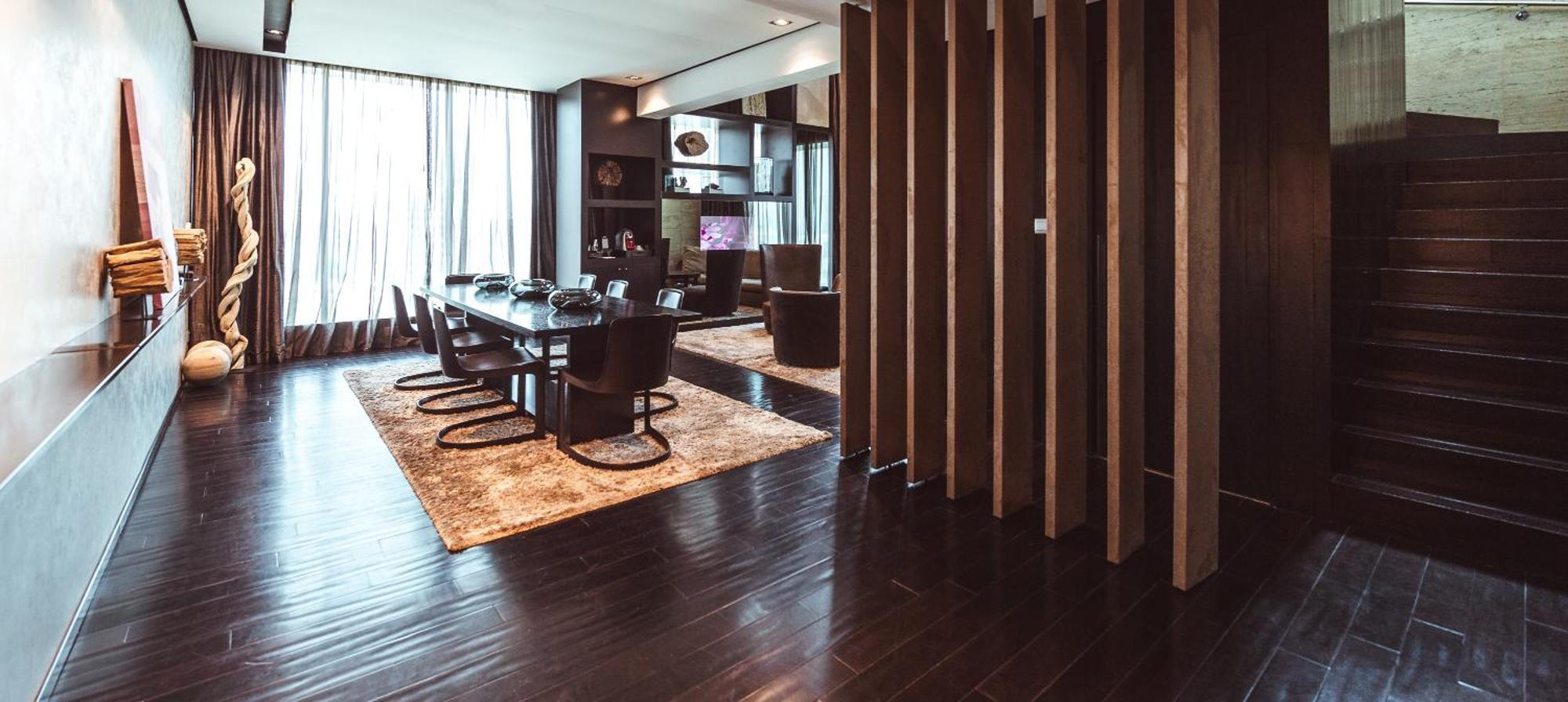 Duplex King Suite Lounge Access High Floor