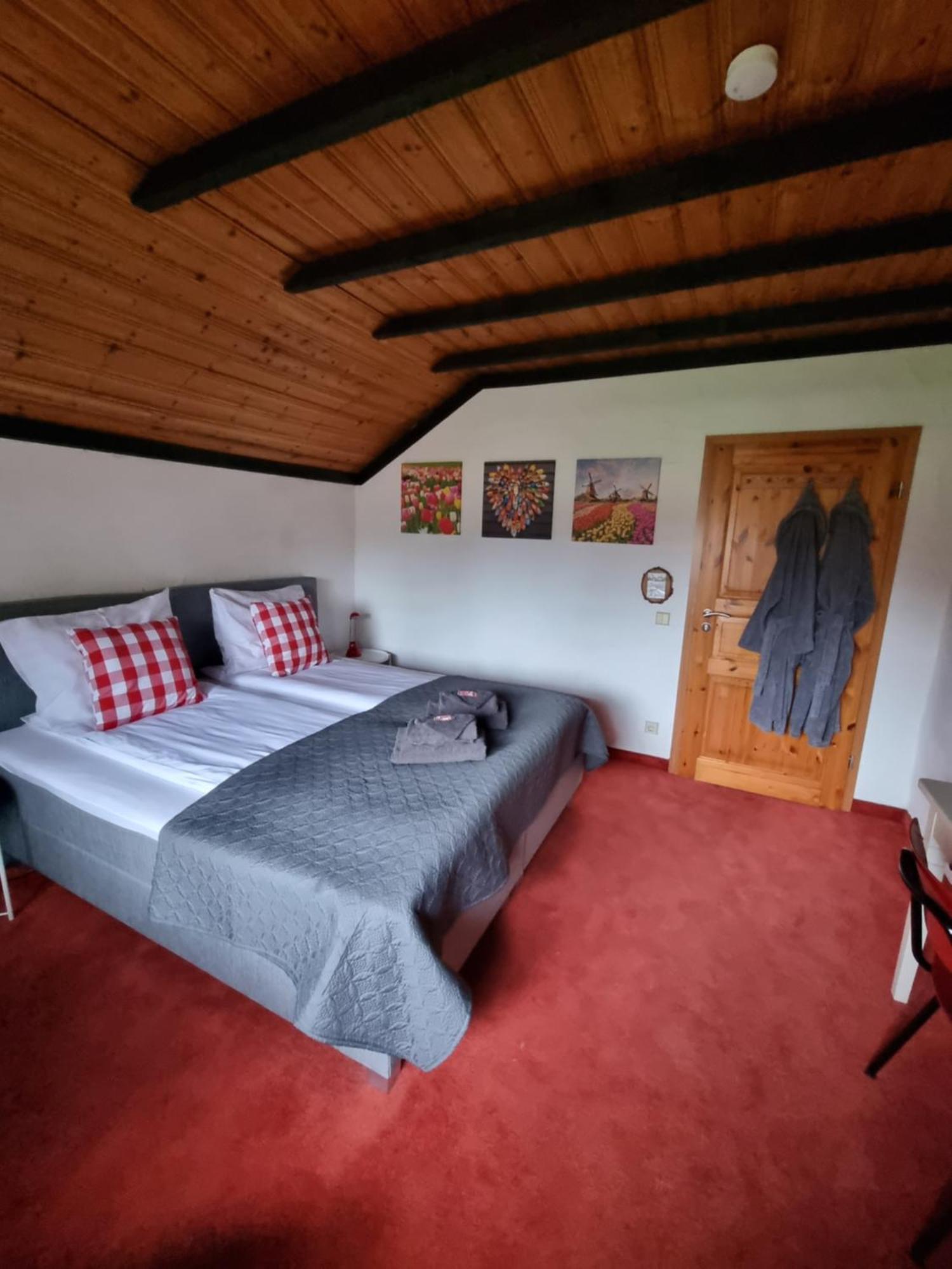 Double Room Private External Bathroom