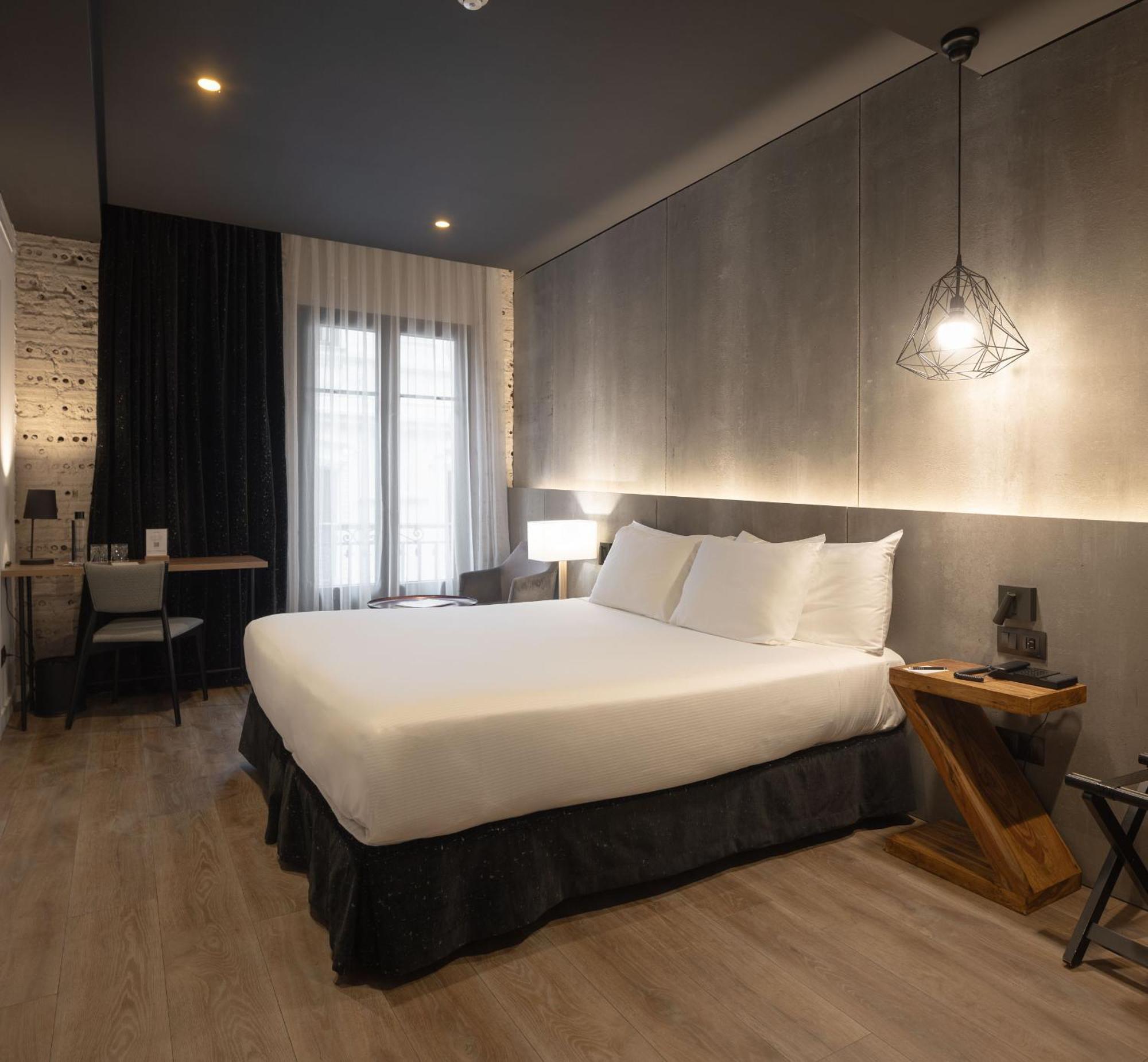 Double Room Street View