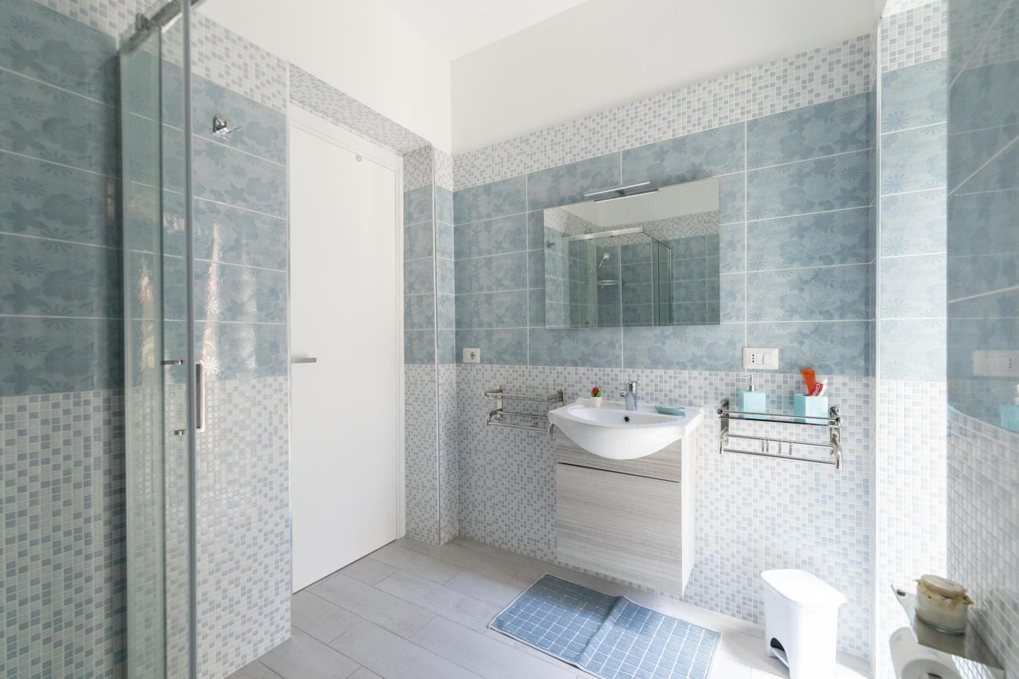 Quadruple Room Private Bathroom