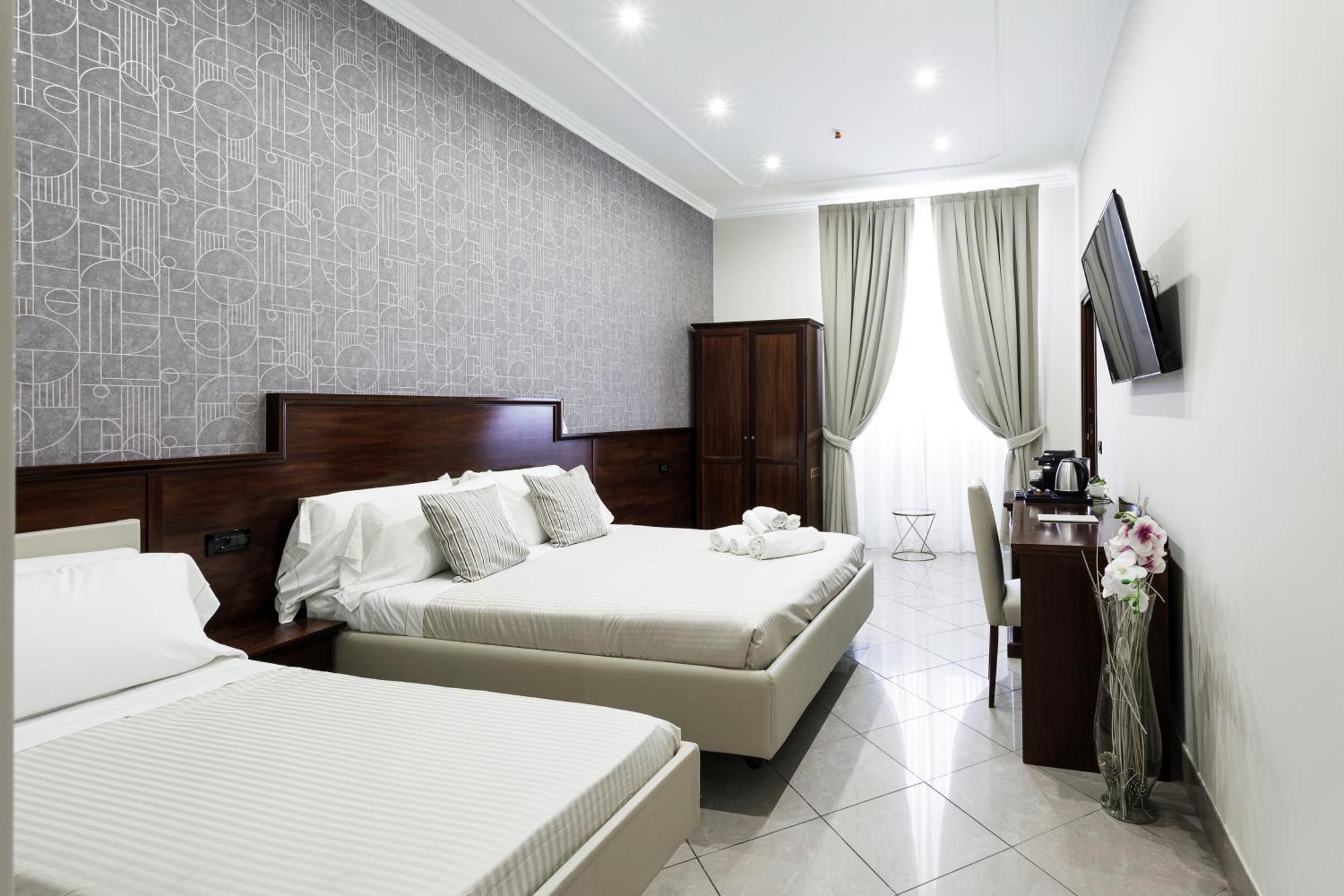 Deluxe Triple Room