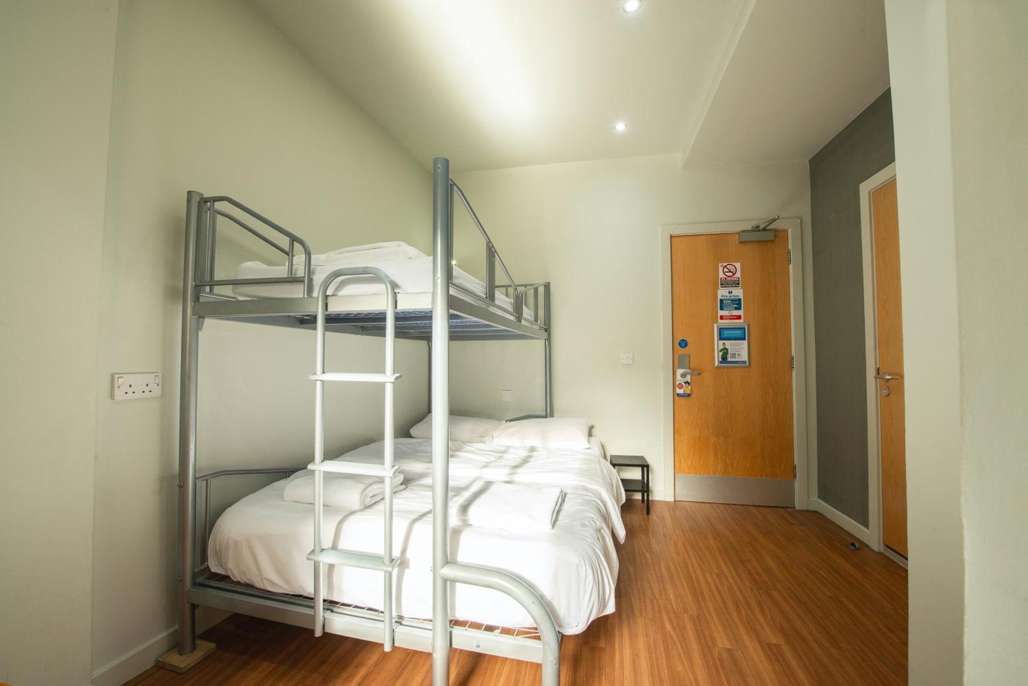 Triple Room,1516376773:JPEG