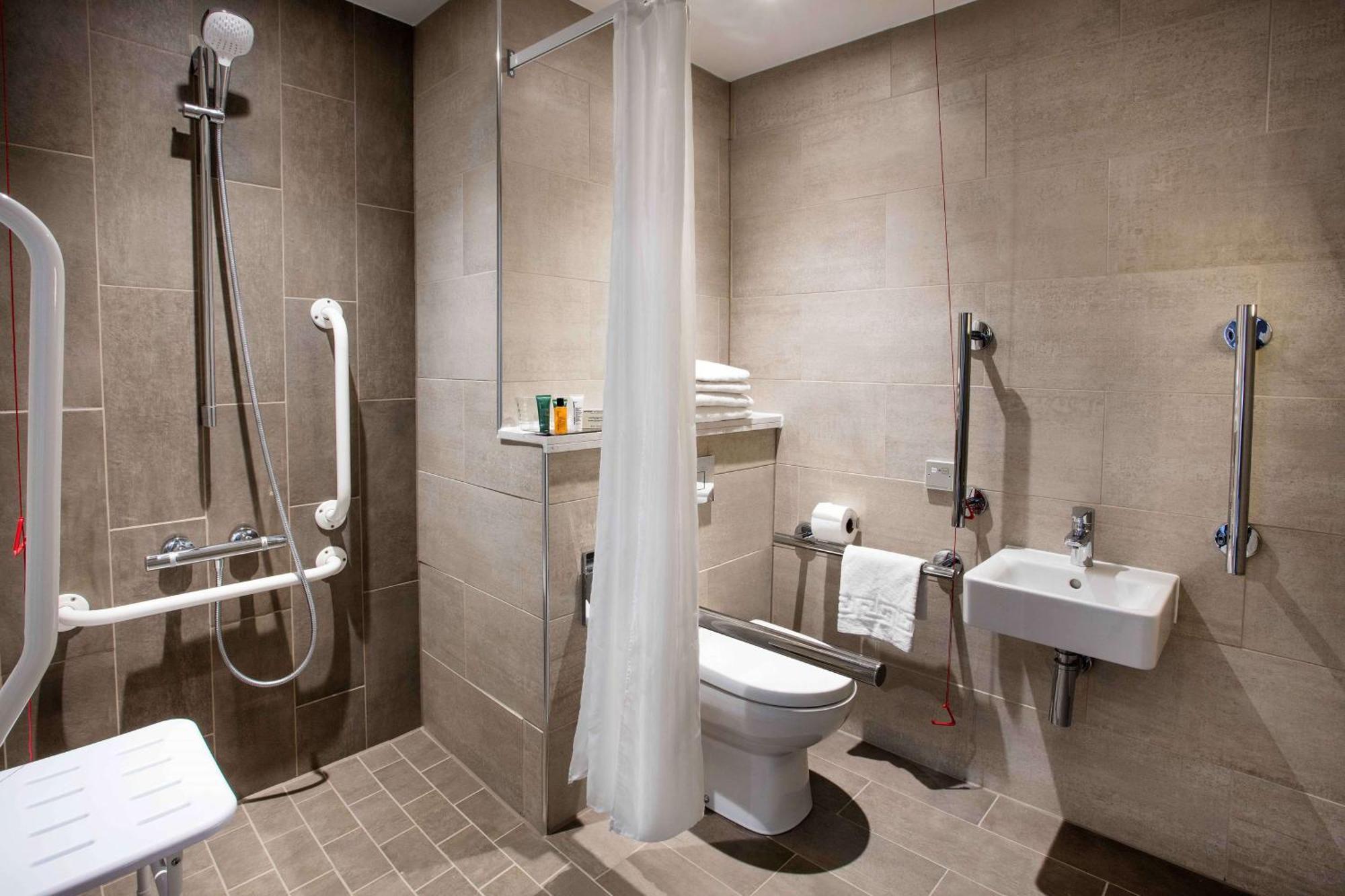 King Room Mobility Access