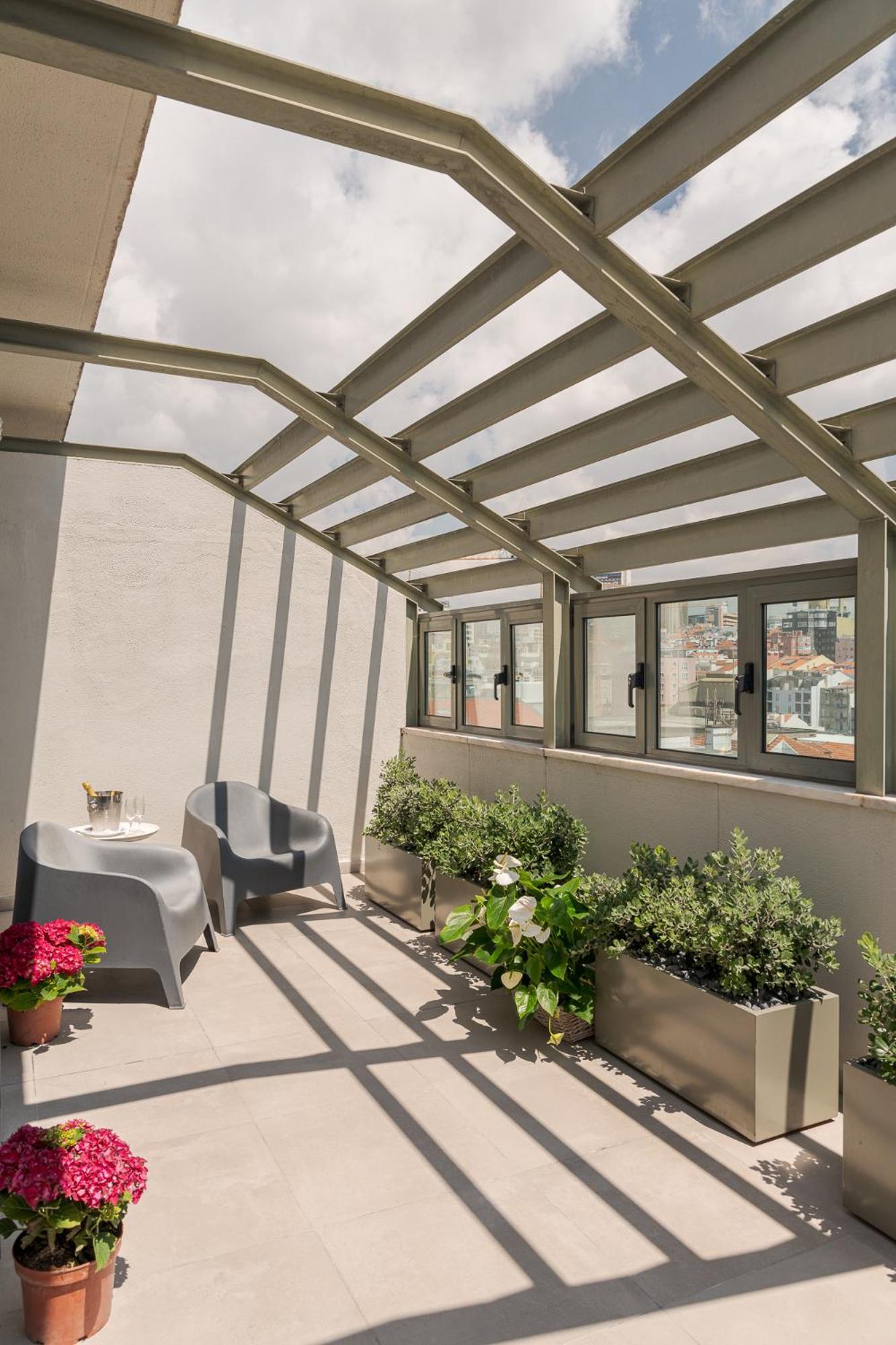 Deluxe Double or Twin Room Private Terrace