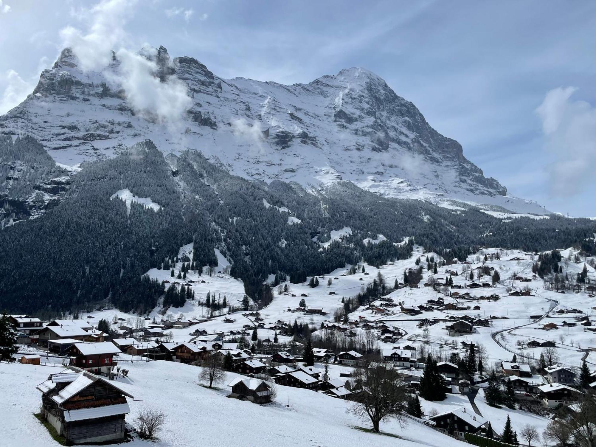 Triple Room Private Bathroom Eiger View