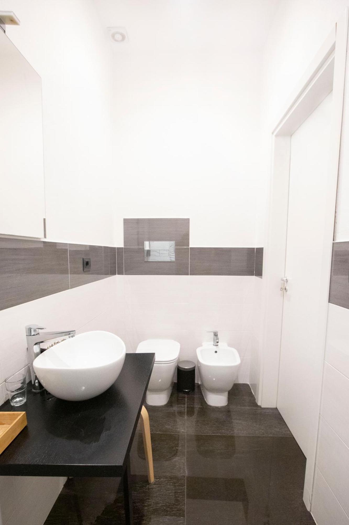 Deluxe Double or Twin Room City View