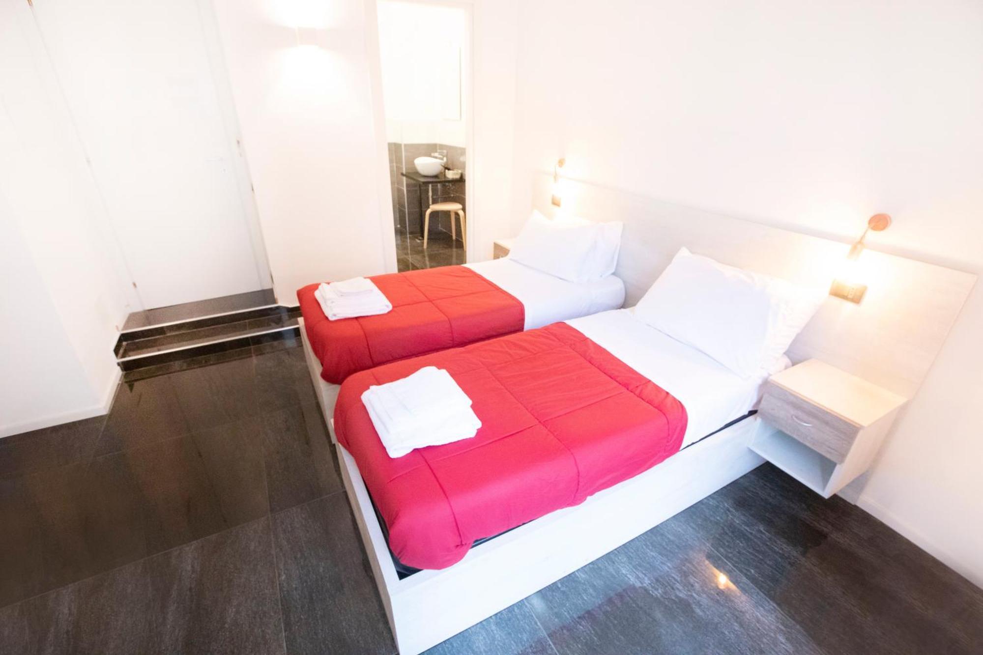Double or Twin Room Private Bathroom