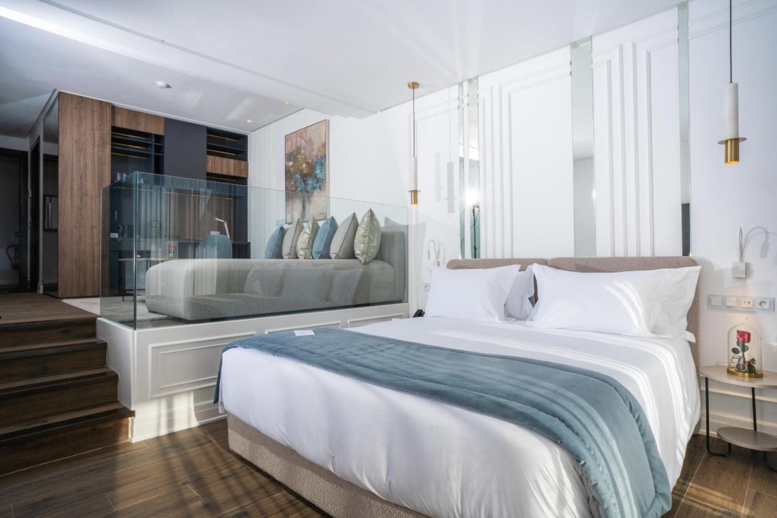 Queen Room Balcony