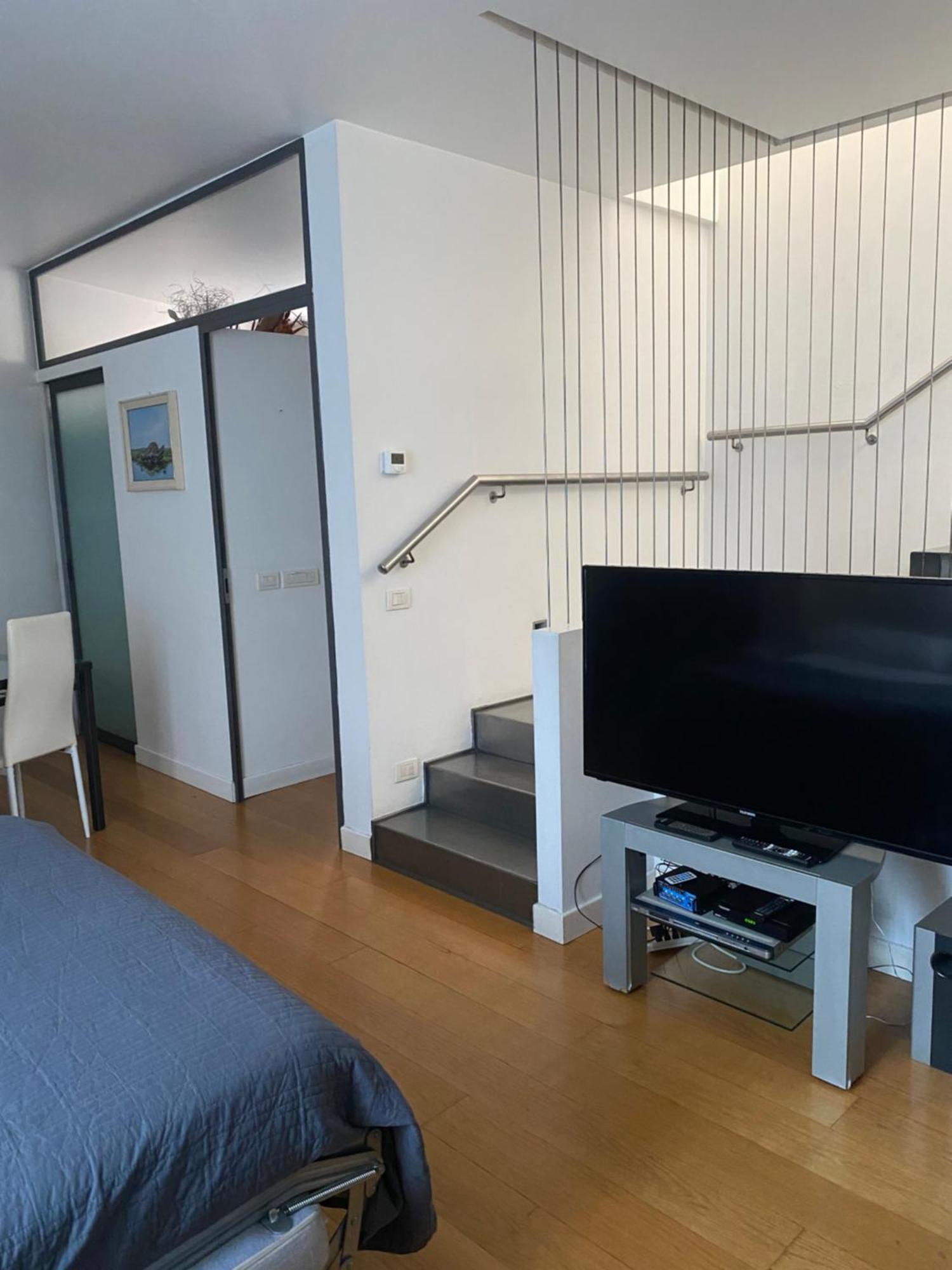 One-Bedroom Apartment Three Levels
