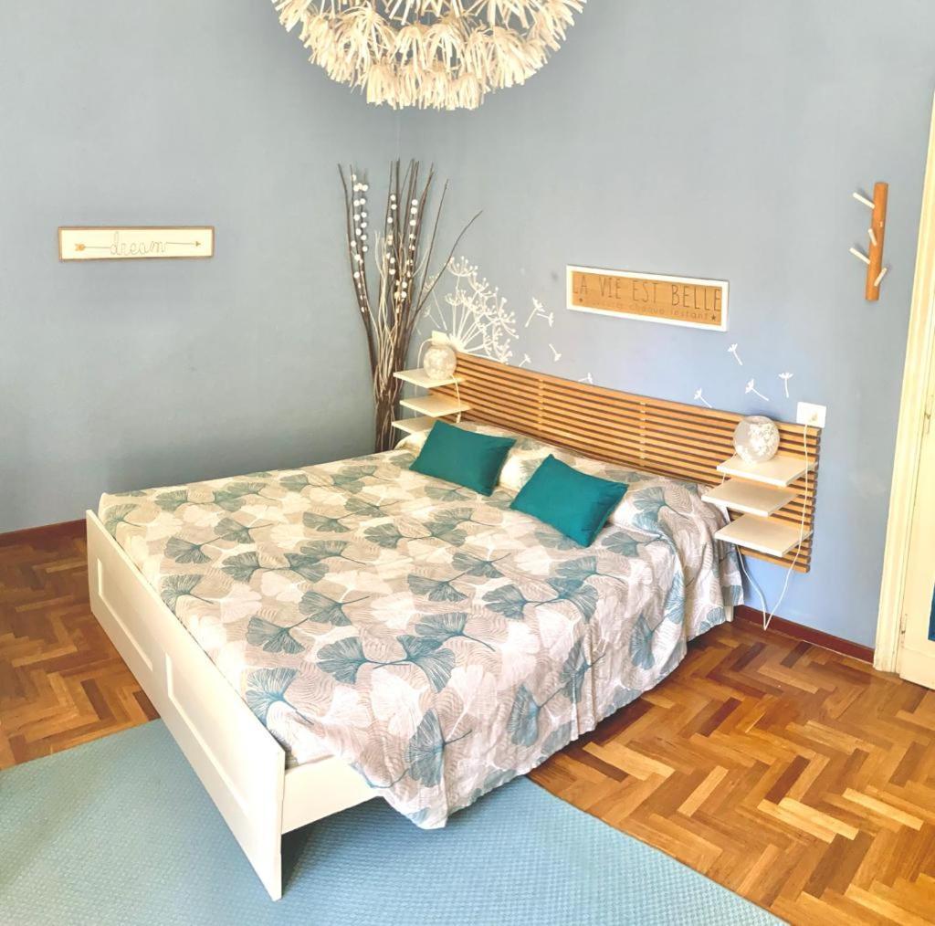 Double Room Private External Bathroom