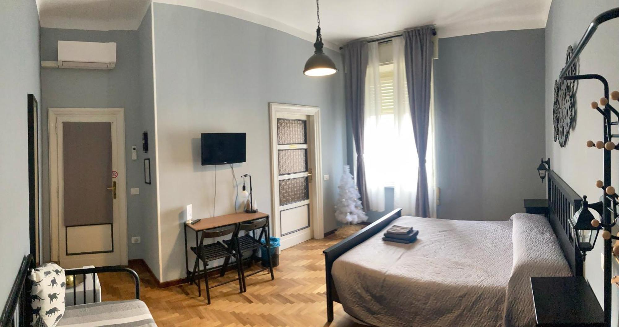 Double Room Private Bathroom