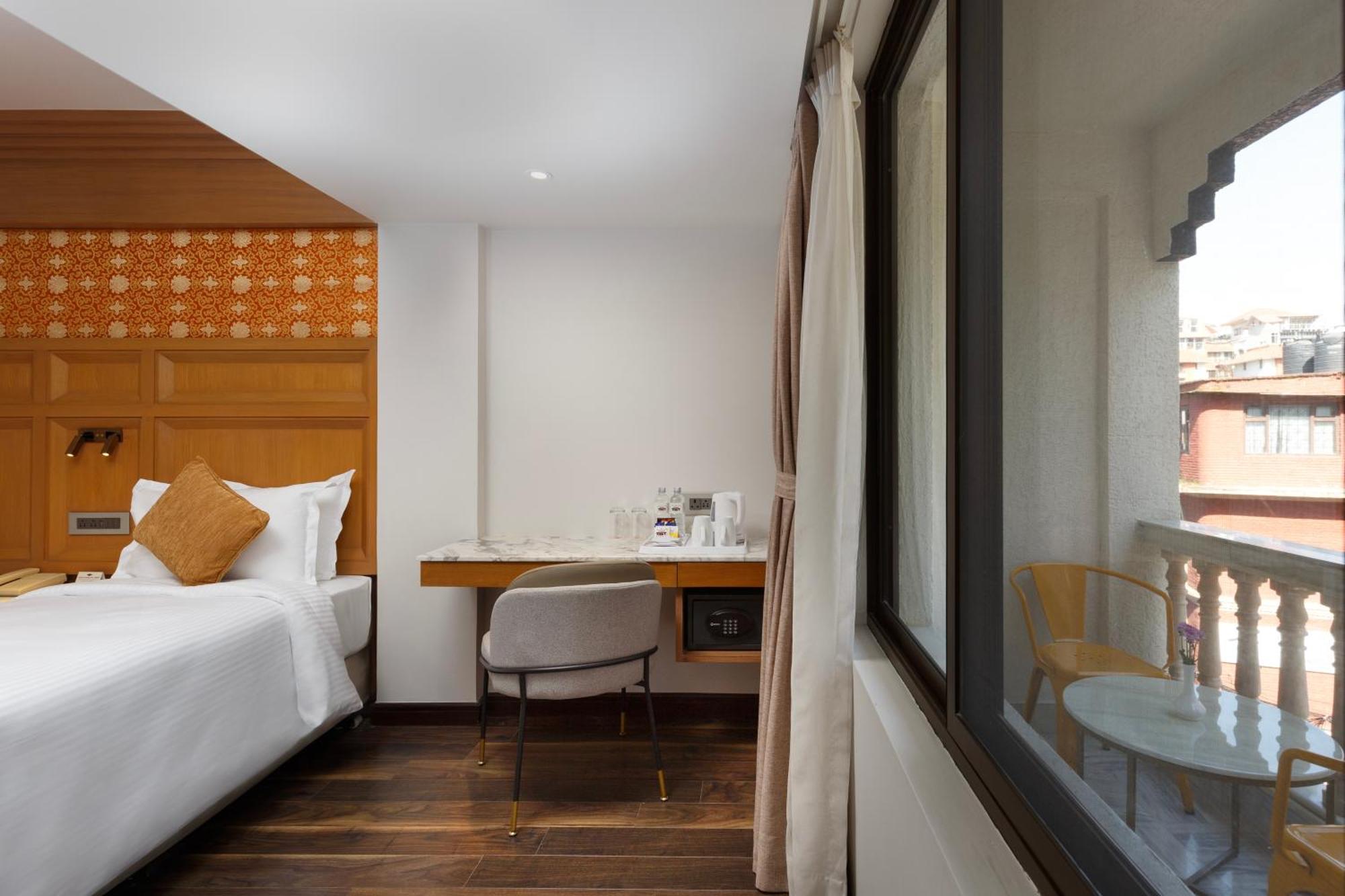 Deluxe Double or Twin Room
