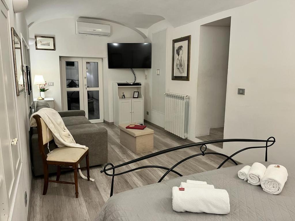 Quadruple Room Private Bathroom