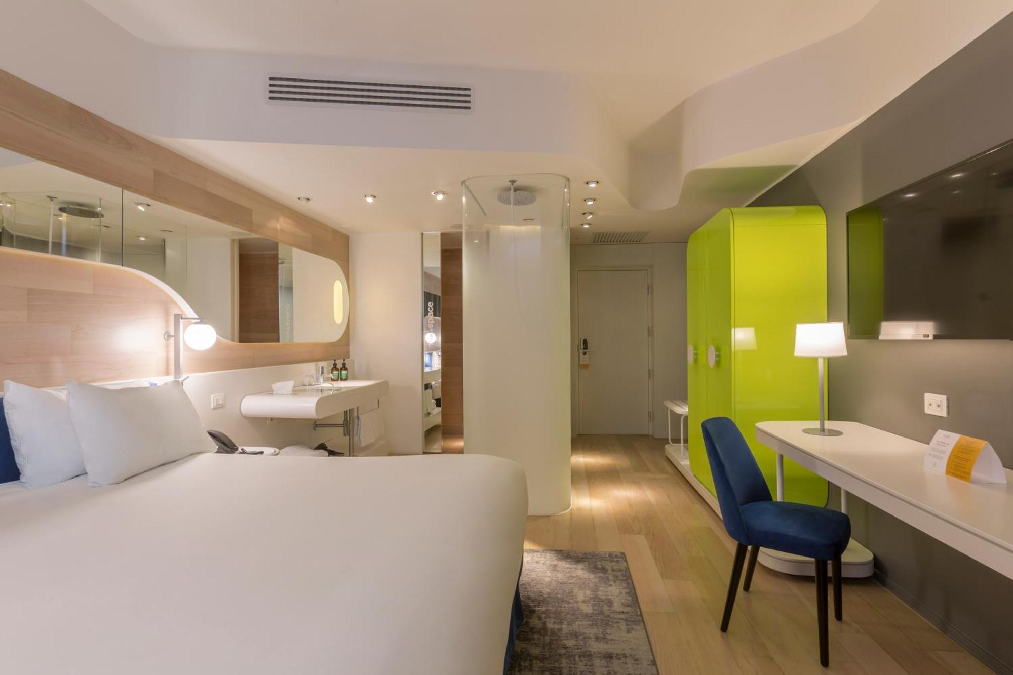 Standard Room,1433498371:JPEG