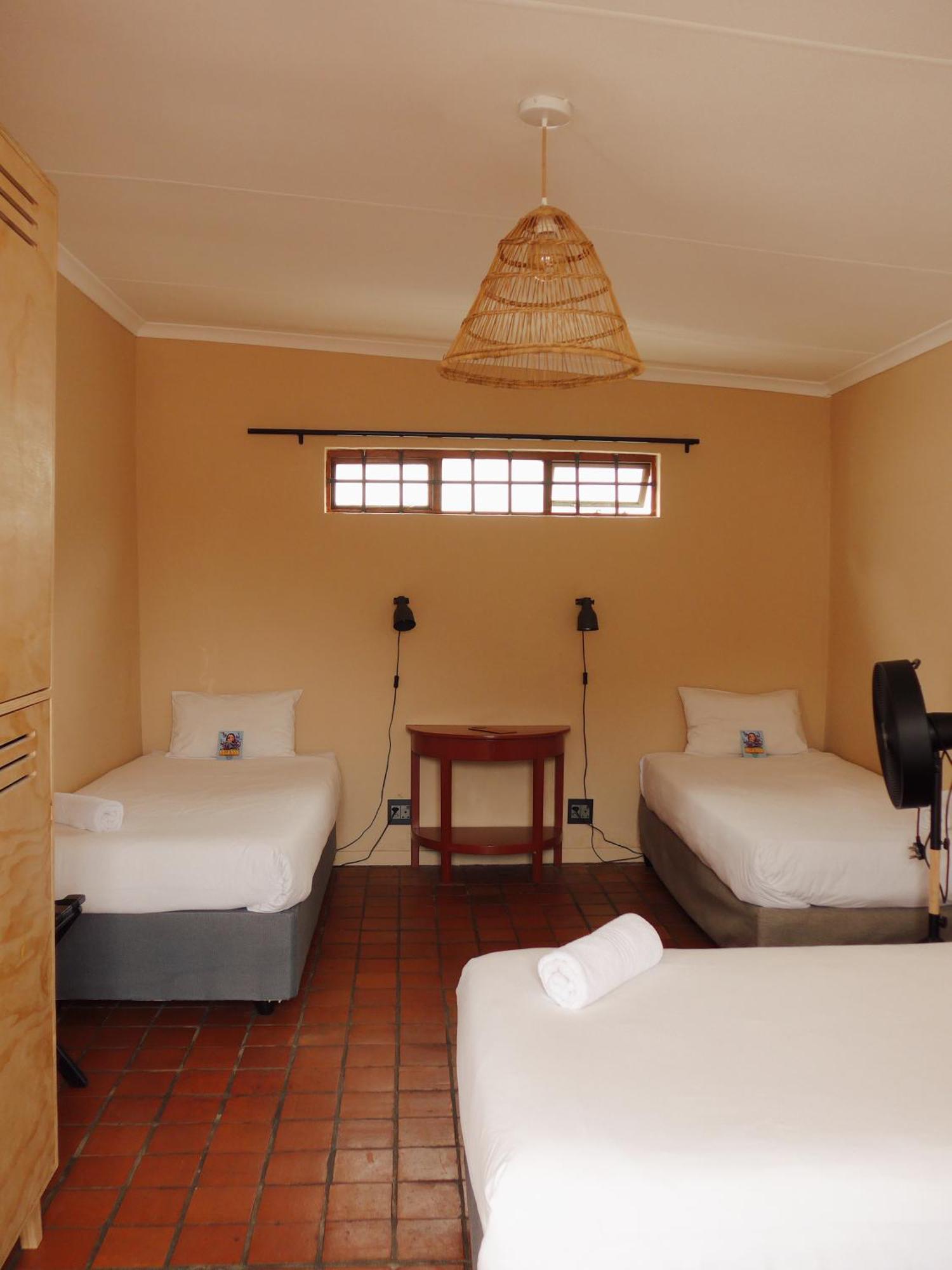 Bed 6-Bed Mixed Dormitory Room