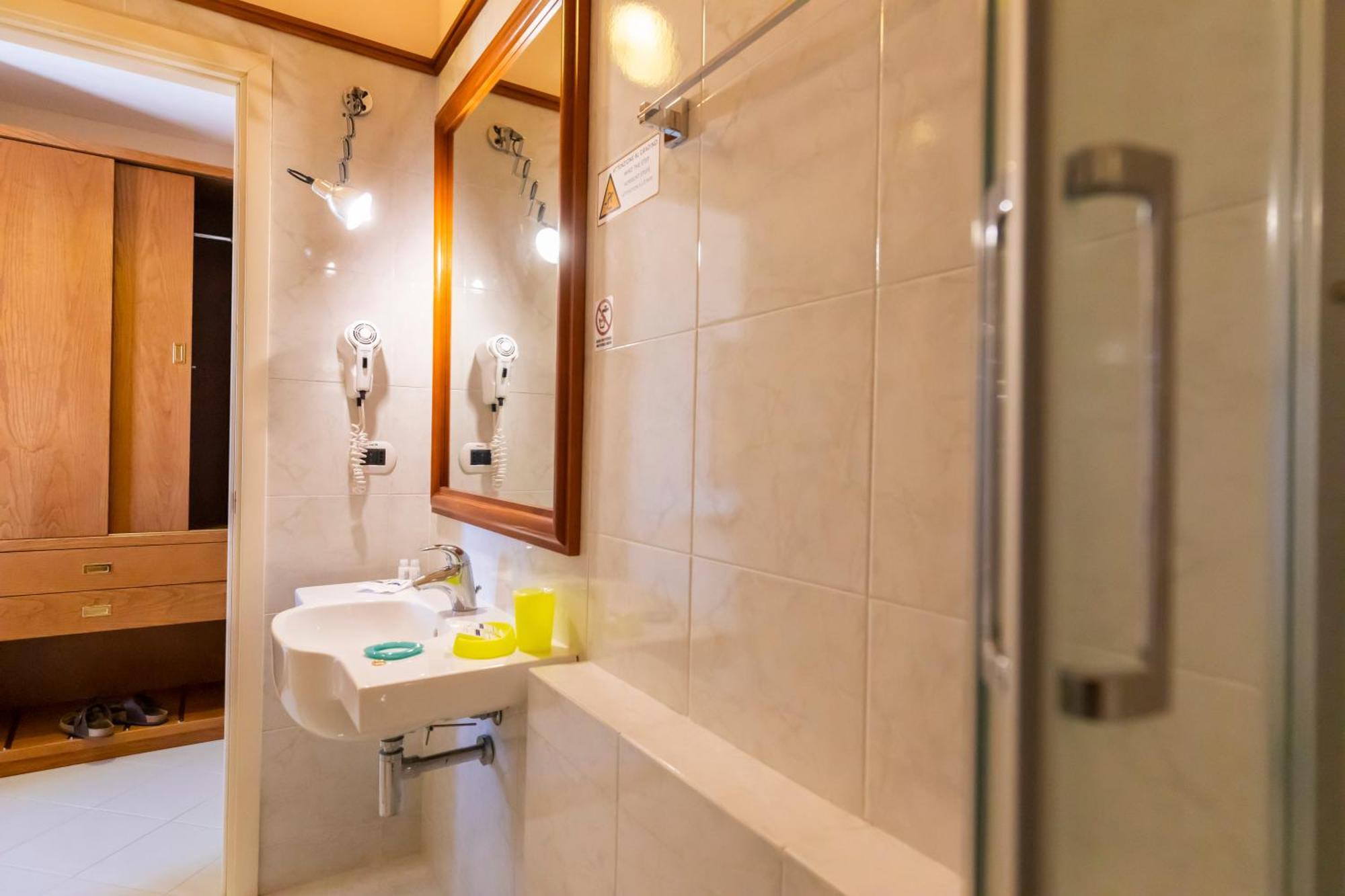 Economy Double or Twin Room