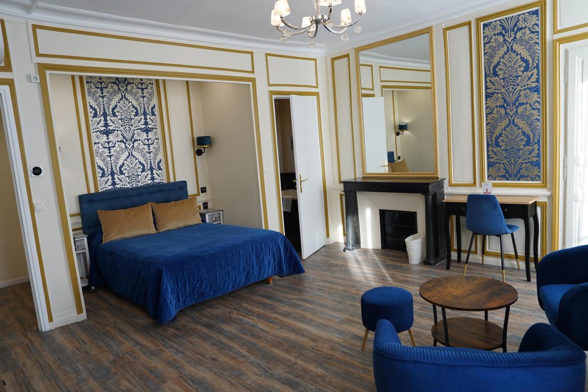 Double Room Bath