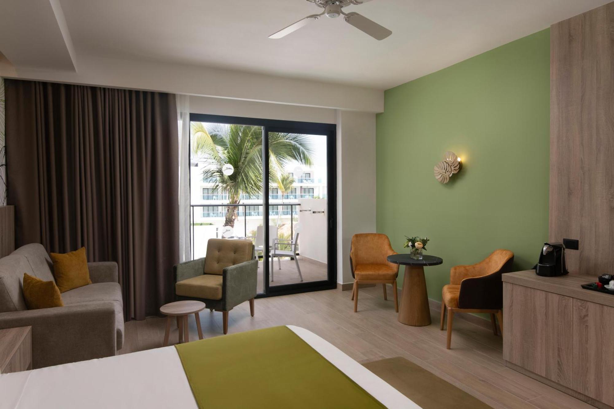 Junior Suite mit Poolblick – Swim-out