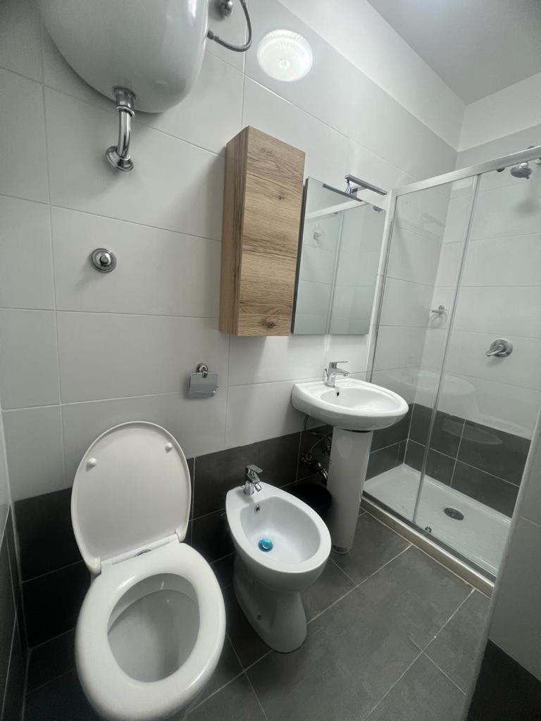 Double Room Private Bathroom
