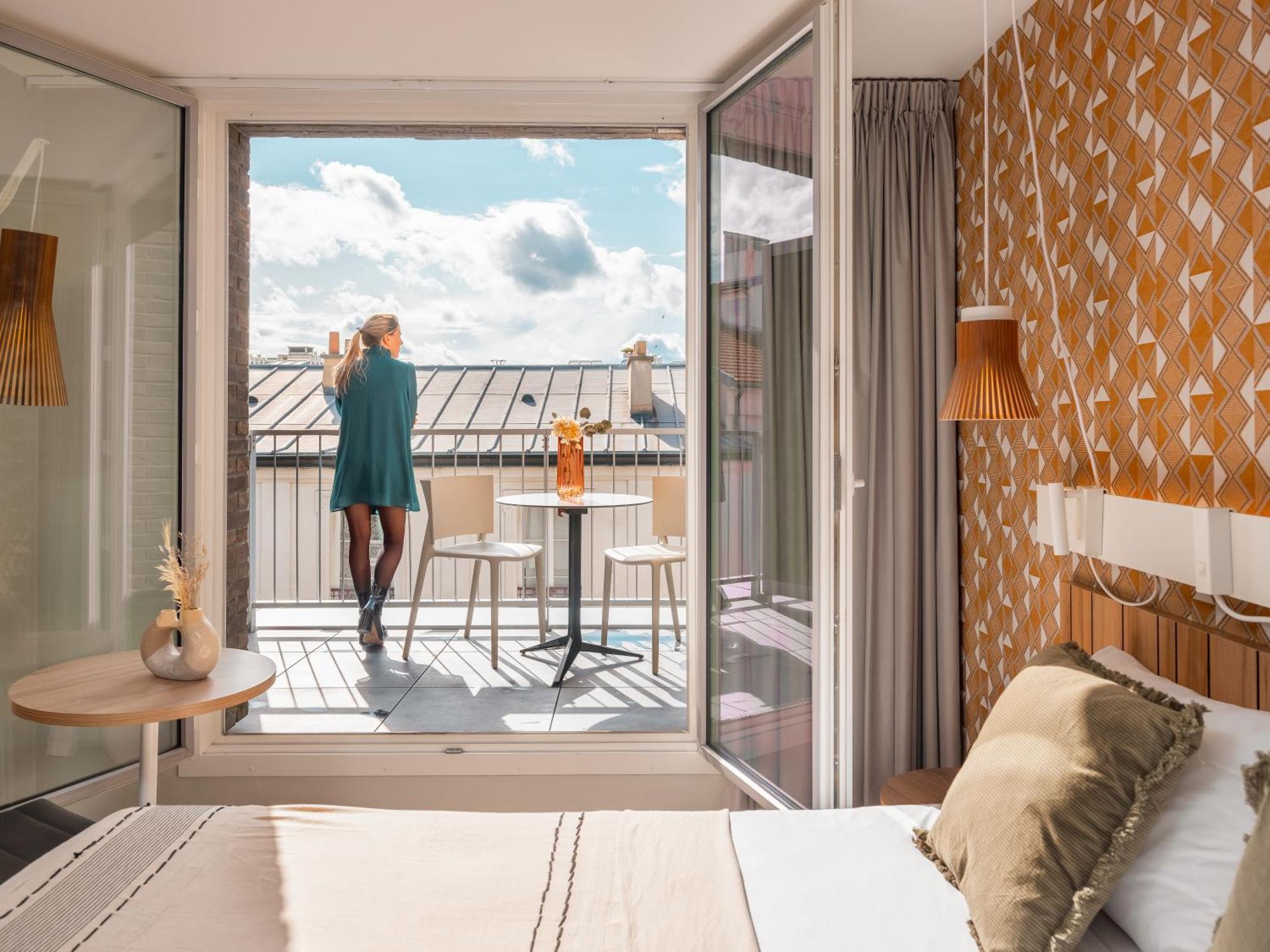 Superior Queen Room Balcony