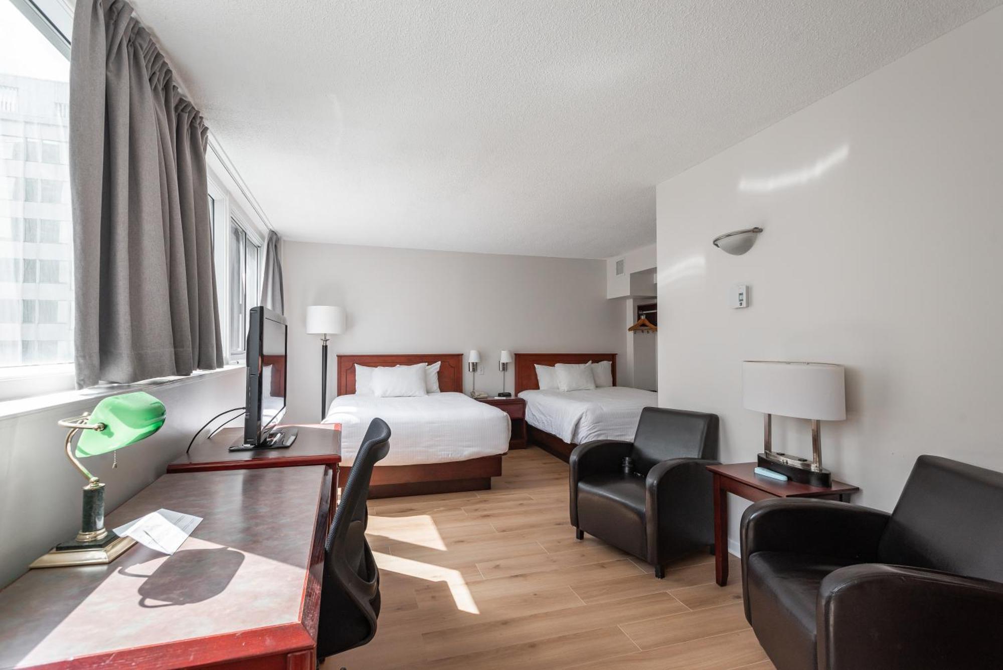 Studio 2 Beds