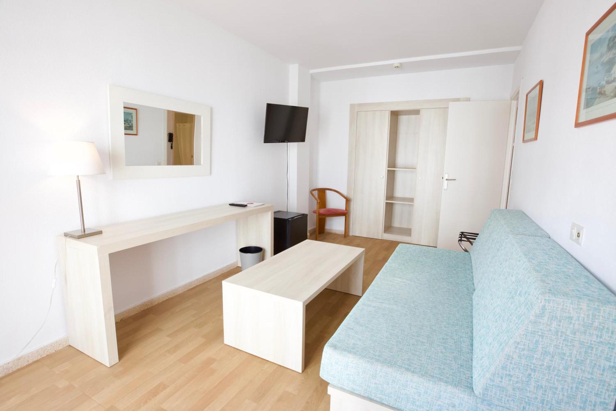 Double Room Living Room Balcony