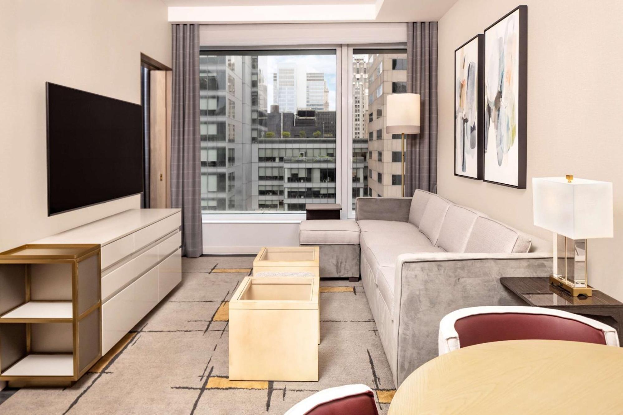 One-Bedroom Premier King Suite Sofa Bed
