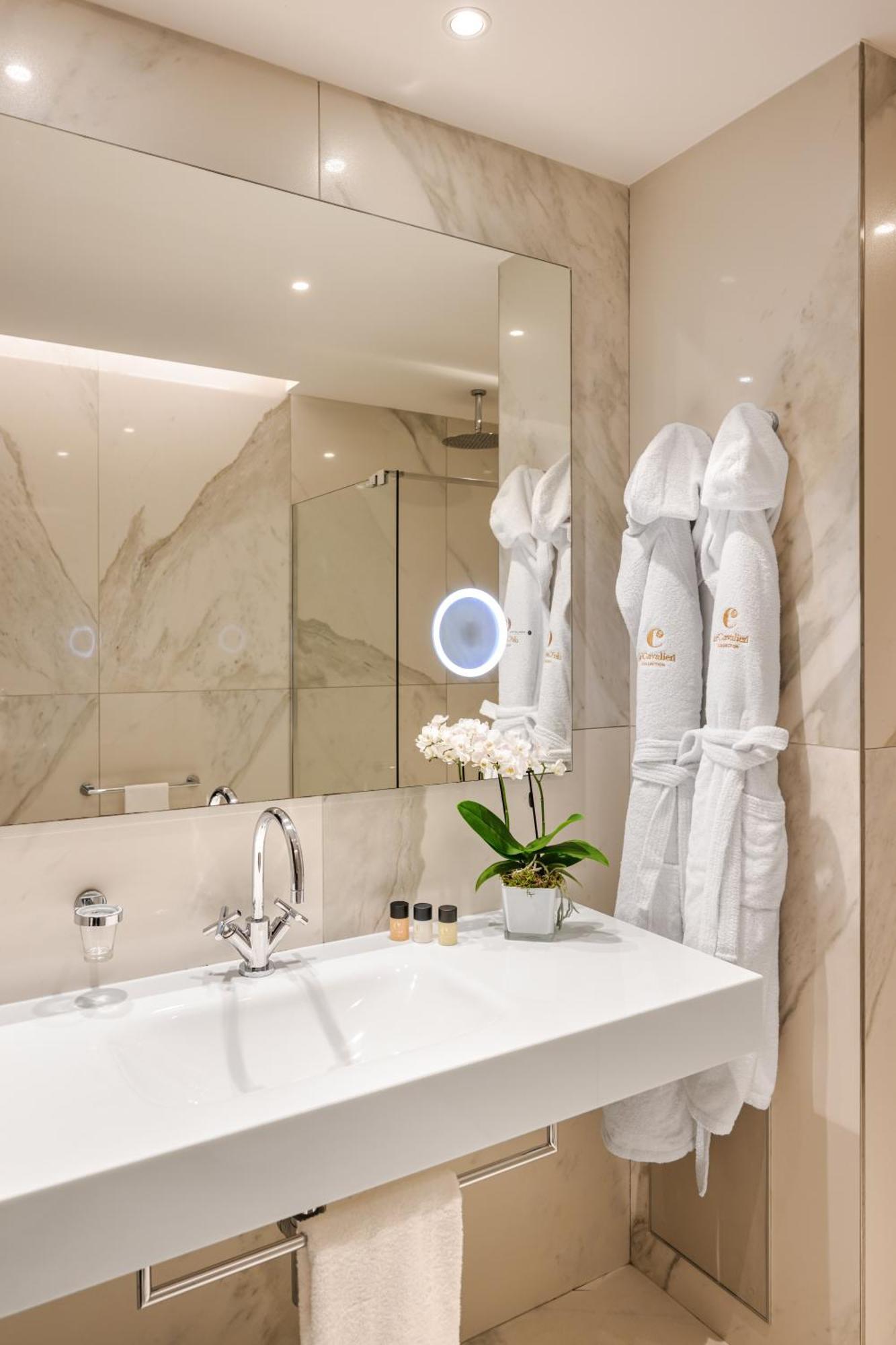 Deluxe Single Room