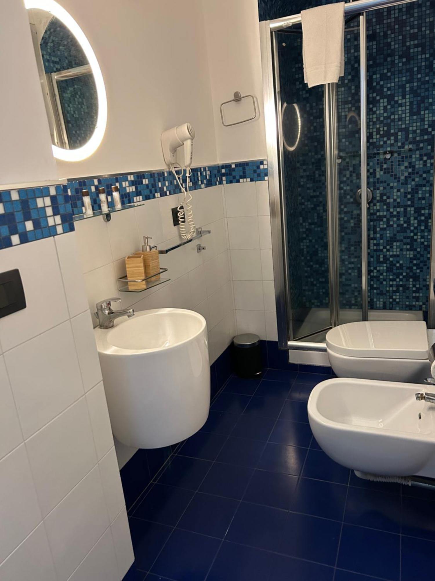 Quadruple Room Private Bathroom