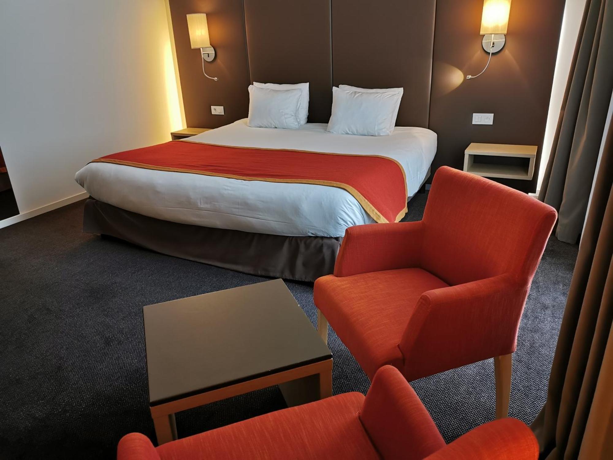 Large Double Room