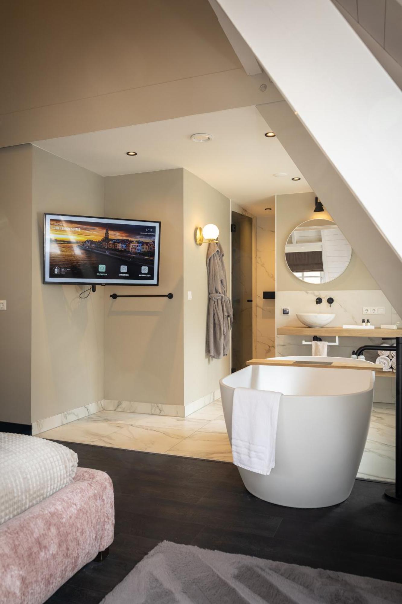 Superior Suite