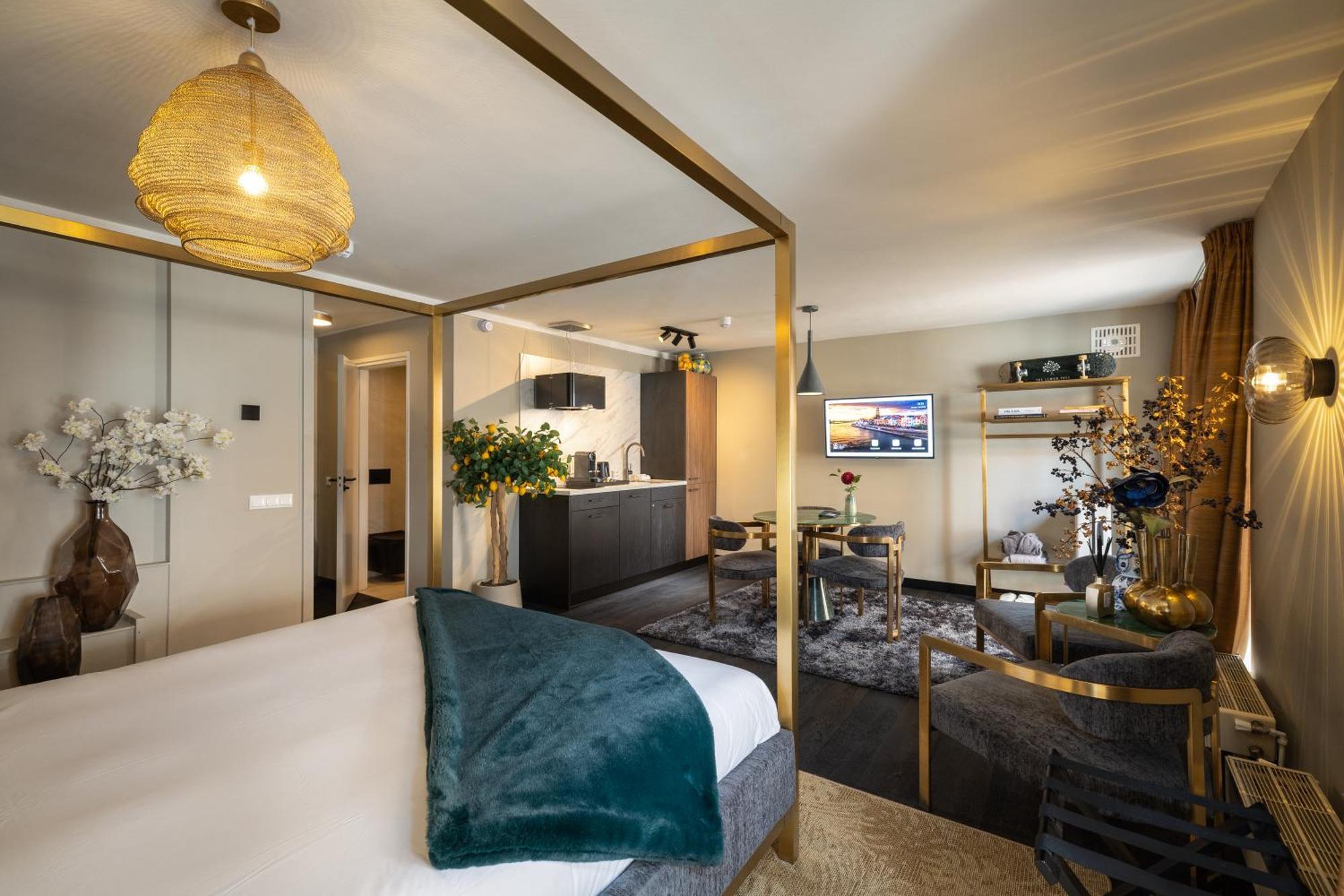 Suite City View