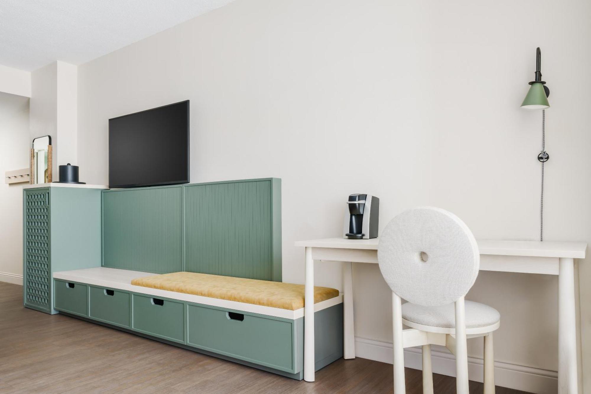 Standard Room,1499212963:JPEG