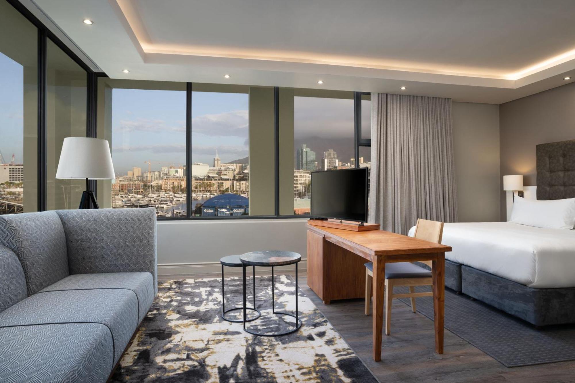 Quarto Maior com Cama King-size