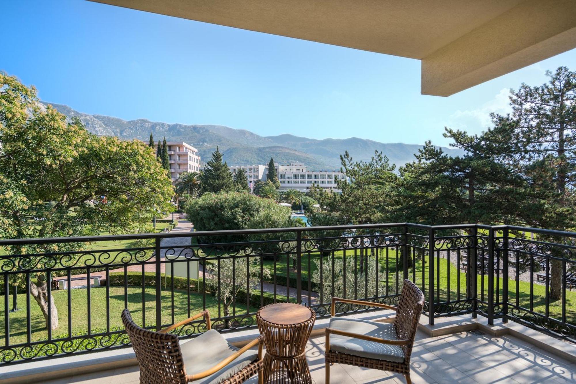Junior Suite Garden View