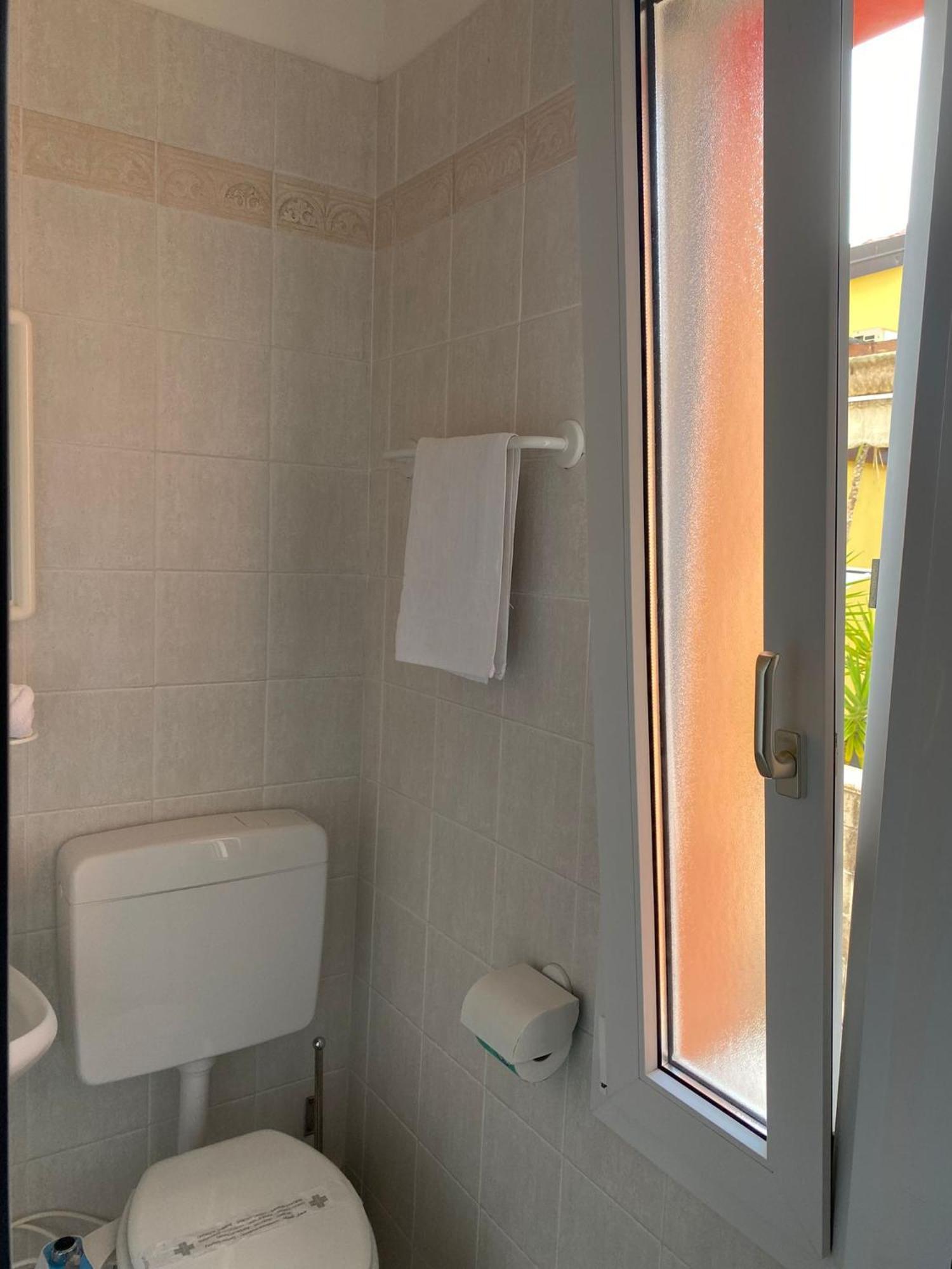 Economy Single Room